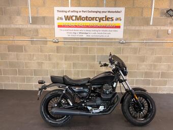 Moto Guzzi V9 Bobber Roadster/Retro 853 Euro 4