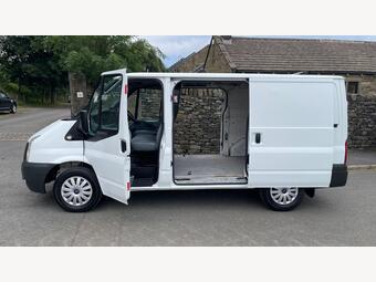 Ford Transit Panel Van 2.2 TDCi 300 FWD L1 H1 5dr