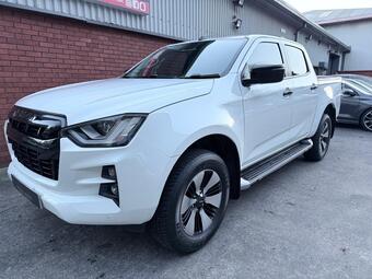 Isuzu D-Max Pickup 1.9 TD DL40 Auto 4WD Euro 6 (s/s) 4dr