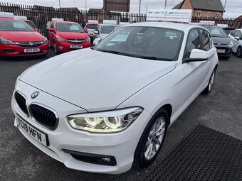 2019 BMW 1 SERIES 1.5 118I SE BUSINESS EURO 6 S S 5DR 52 PHOTOS BMW... photo