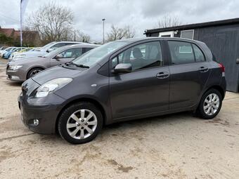 2011 YARIS 1.0 VVT I T SPIRIT EURO 5 5DR 85 PHOTOS TOYOTA YARIS... photo