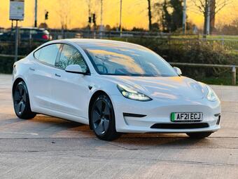 Tesla Model 3 Saloon (Dual Motor) Long Range Auto 4WDE 4dr