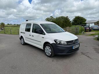 Volkswagen Caddy Maxi Combi Van 2.0 TDi C20 Maxi FWD 5dr (Window)