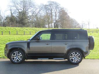 Land Rover Defender 110 SUV 3.0 D300 MHEV X-Dynamic SE Auto 4WD Euro 6 (s/s) 5dr