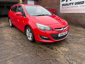 Vauxhall Astra Estate 2.0 CDTi SRi Sports Tourer Euro 5 (s/s) 5dr