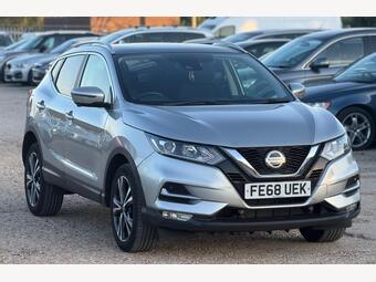 Nissan Qashqai SUV 1.2 DIG-T N-Connecta Euro 6 (s/s) 5dr