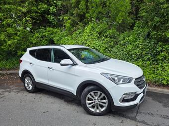Hyundai Santa Fe SUV 2.2 CRDi Blue Drive Premium 4WD Euro 6 (s/s) 5dr