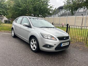 Ford Focus Hatchback 1.6 Zetec 5dr