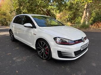 Volkswagen Golf Hatchback 2.0 TSI BlueMotion Tech GTI Performance DSG Euro 6 (s/s) 5dr