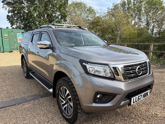 Nissan Navara Pickup 2.3 dCi Tekna Auto 4WD Euro 6 4dr
