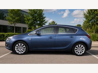 Vauxhall Astra Hatchback 2.0 CDTi Elite Auto Euro 5 5dr
