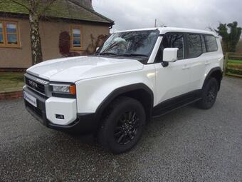 Toyota Land Cruiser SUV 2.8D Auto 4WD LWB Euro 6 (s/s) 5dr