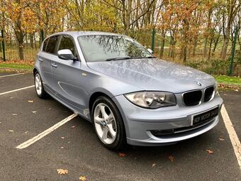 2011 1 SERIES 2.0 116I SPORT EURO 5 S S 5DR 48 PHOTOS 1 VIDEO... photo