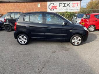 Kia Picanto Hatchback 1.1 Chill 5dr