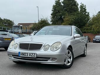 2003 Mercedes-Benz E Class 3.2 E320 Avantgarde 4dr 19 Photos photo