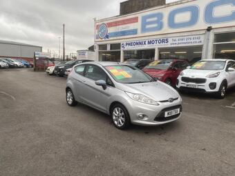 2011 Ford Fiesta 1.25 Zetec 3dr 72 Photos photo