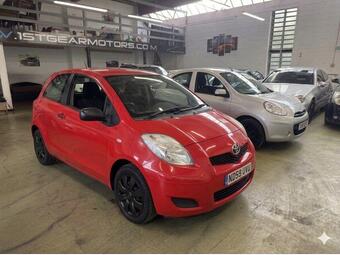 2010 YARIS 1.0 VVT I T2 EURO 4 3DR 8 PHOTOS TOYOTA YARIS 1.0... photo