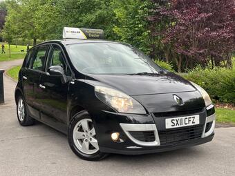 2011 RENAULT 12 MONTHS WARRANTY 2,500 2011 11 REG DIESEL MANUAL 128,000 MILES WITH A... photo