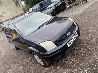 Ford Fusion Hatchback 1.6 2 5dr