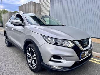 Nissan Qashqai SUV 1.2 DIG-T N-Connecta XTRON Euro 6 (s/s) 5dr