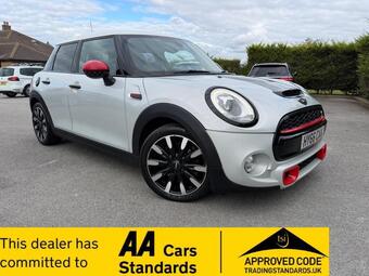 MINI Hatch Hatchback 2.0 Cooper S Euro 6 (s/s) 5dr