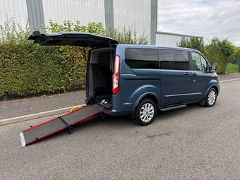 Ford Tourneo Custom Minibus 2.0 320 EcoBlue Titanium L1 Euro 6 (s/s) 5dr