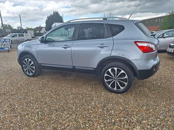 Nissan Qashqai SUV 1.6 n-tec+ 2WD Euro 5 5dr