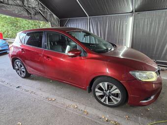Nissan Pulsar Hatchback 1.2 DIG-T Tekna Euro 5 (s/s) 5dr Euro 5