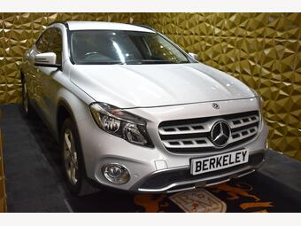 Mercedes-Benz GLA SUV 1.6 GLA200 Sport (Executive) 7G-DCT Euro 6 (s/s) 5dr