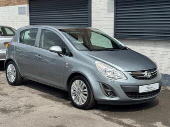 Vauxhall Corsa Hatchback 1.4 16V Excite Euro 5 5dr (A/C)