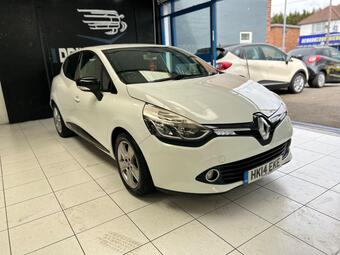 Renault Clio Hatchback 1.2 16V Dynamique MediaNav Euro 5 5dr