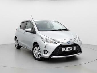 2018 YARIS 1.5 VVT H EXCEL E CVT EURO 6 S S 5DR 15IN... photo