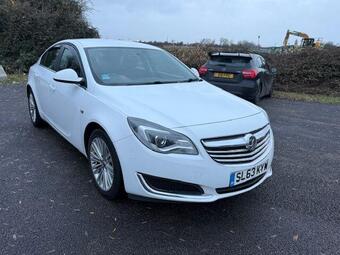 2013 INSIGNIA 1.8 16V SRI HATCHBACK 5DR PETROL MANUAL EURO 5 140 PS 30... photo