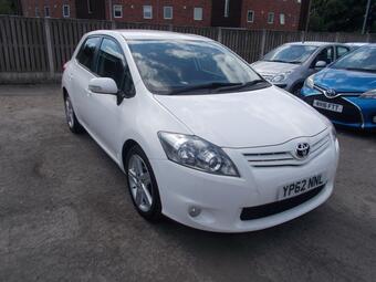 Toyota Auris Hatchback 1.6 V-Matic SR Euro 5 5dr