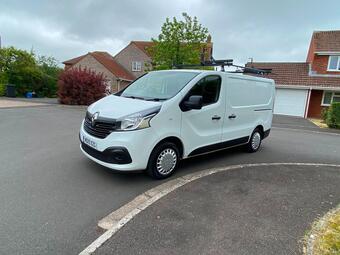Renault Trafic Panel Van 1.6 dCi ENERGY 27 Business+ SWB Standard Roof Euro 6 (s/s) 5dr