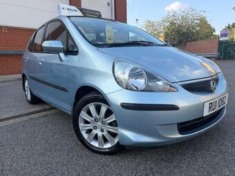 Honda Jazz Hatchback 1.4 i-DSI SE CVT-7 5dr