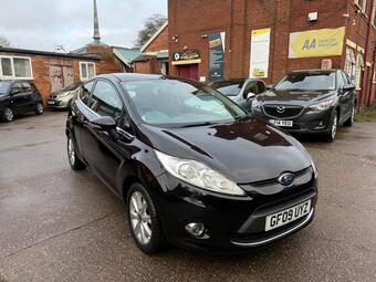 2009 Ford Fiesta 1.4 Zetec 3dr 22 Photos photo