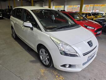 Peugeot 5008 MPV 1.6 HDi Active Euro 5 5dr