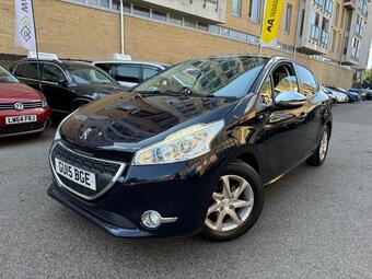 2015 208 1.2 VTI PURETECH STYLE EURO 6 5DR 28 PHOTOS PEUGEOT 208 1.2... photo