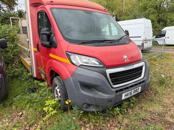 Peugeot Boxer Chassis Cab 2.2 HDi 335 Back to Back Chassis Cab FWD L1 2dr
