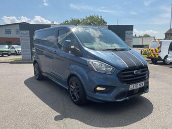 Ford Transit Custom Panel Van SPORT L1 2.0 TDCI 185 PS AUTOMATIC