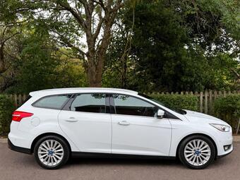 Ford Focus Estate 1.0T EcoBoost Titanium X Euro 6 (s/s) 5dr