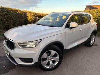 Volvo XC40 SUV 2.0 D3 Momentum Euro 6 (s/s) 5dr