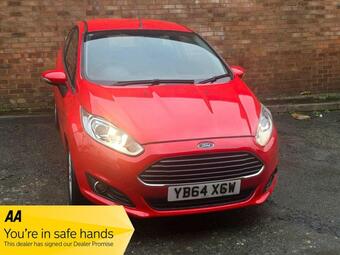 2014 Ford Fiesta 1.25 Zetec Euro 5 3dr 34 Photos photo