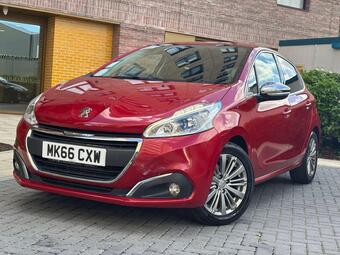 Peugeot 208 Hatchback 1.2 PureTech Allure EAT Euro 6 (s/s) 5dr
