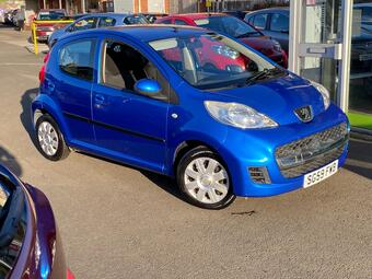 2009 107 1.0 12V URBAN EURO 4 5DR 12 PHOTOS PEUGEOT 107 1.0 12V... photo