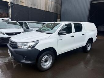 Toyota Hilux Pickup 2.4 D-4D Active 4WD Euro 6 4dr (3.5t)