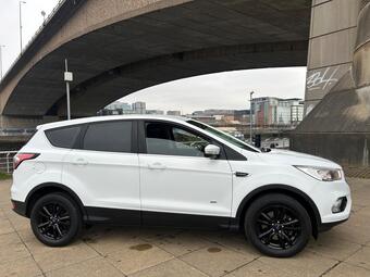 Ford Kuga SUV 2.0 TDCi EcoBlue Zetec AWD Euro 6 (s/s) 5dr
