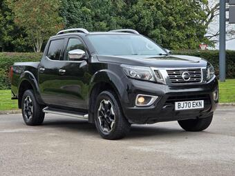 Nissan Navara Pickup 2.3 dCi Tekna Auto 4WD Euro 6 4dr