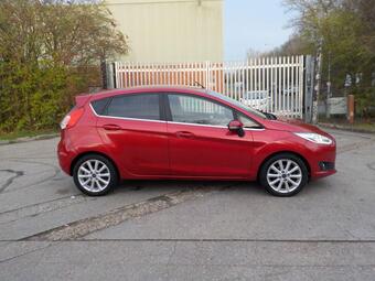 Ford Fiesta Hatchback 1.0T EcoBoost Titanium Euro 6 (s/s) 5dr